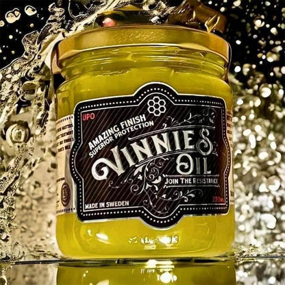 Vinnies Oil UP Close Up - Splash Background